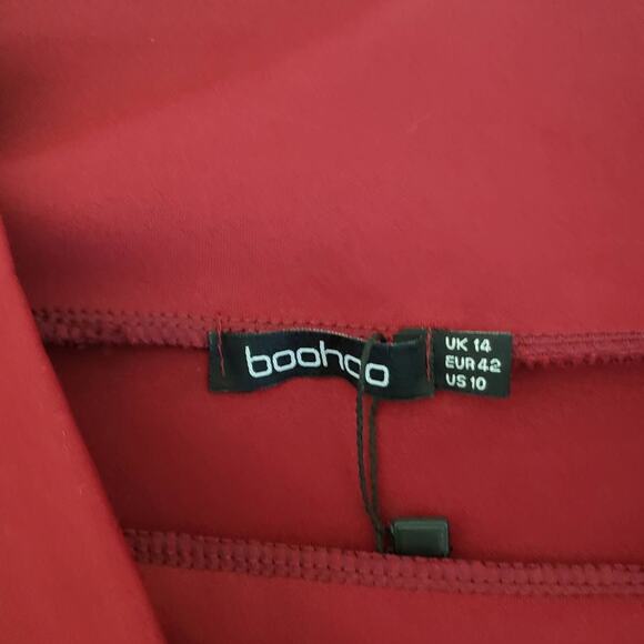 NWT Boohoo Tamsin Off Shoulder Skater Dress Size 10 - Picture 8 of 9